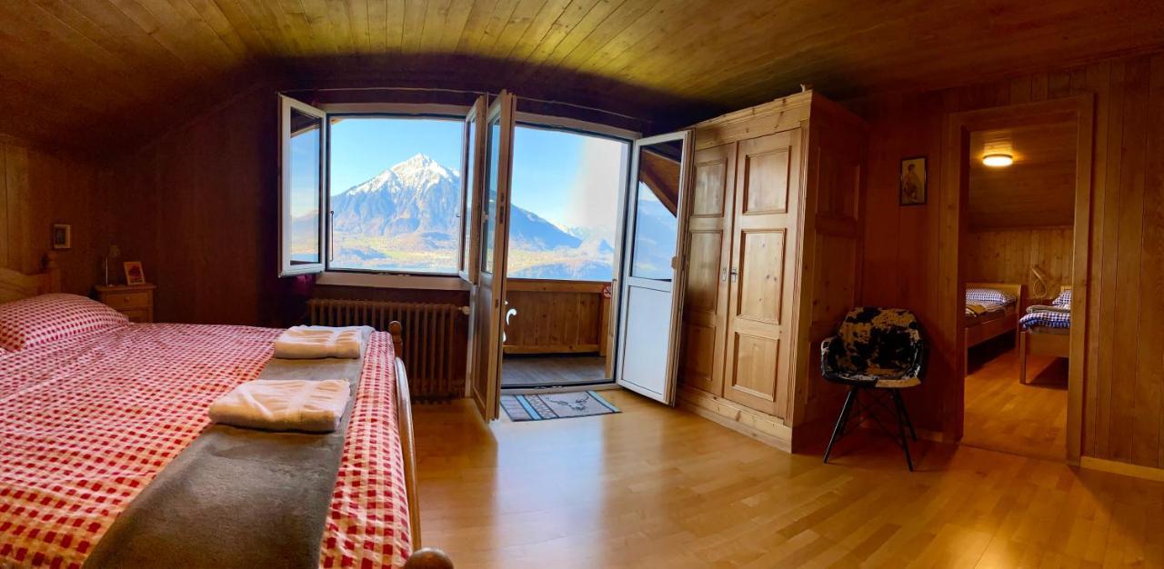 Chalet Egglen "Typical Swiss House, Best Views, Private Jacuzzi" سيغريسويل المظهر الخارجي الصورة