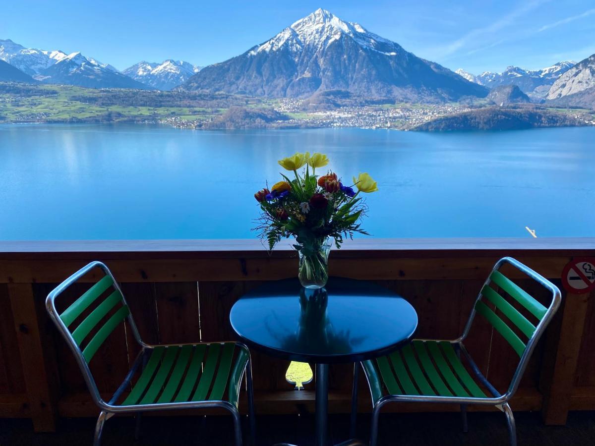 Chalet Egglen "Typical Swiss House, Best Views, Private Jacuzzi" سيغريسويل المظهر الخارجي الصورة