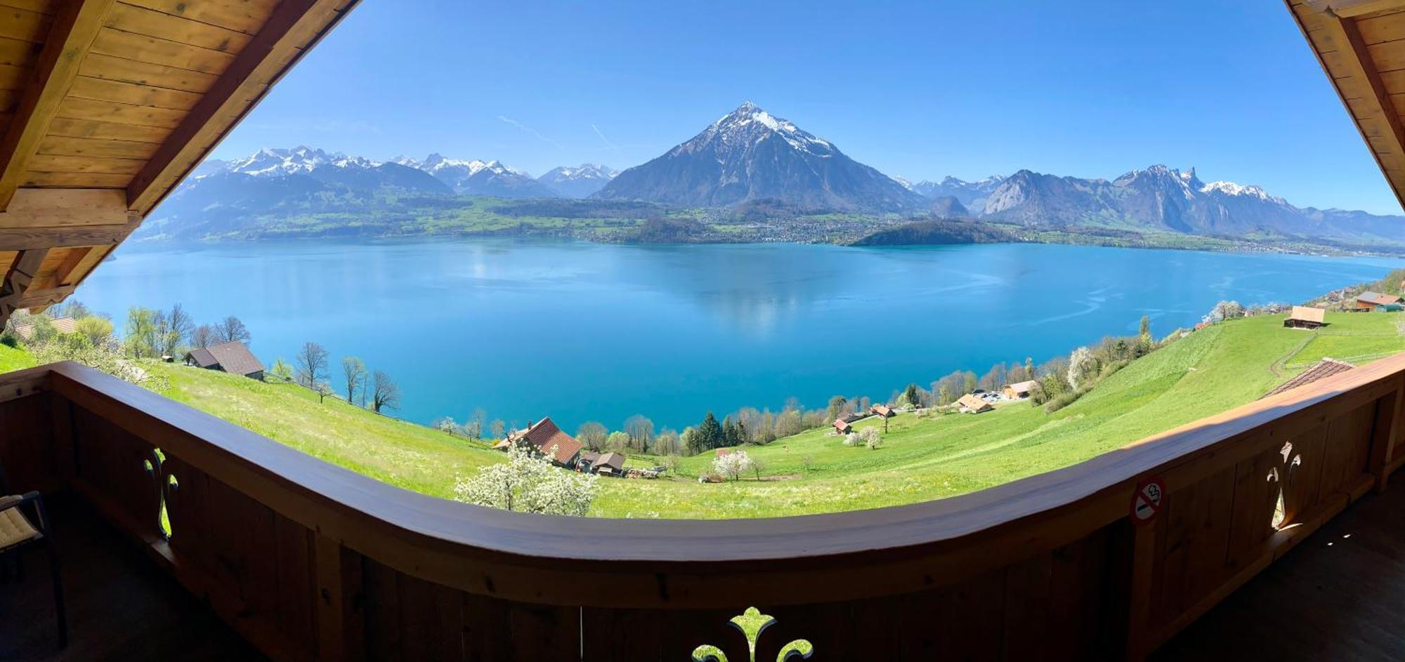 Chalet Egglen "Typical Swiss House, Best Views, Private Jacuzzi" سيغريسويل المظهر الخارجي الصورة