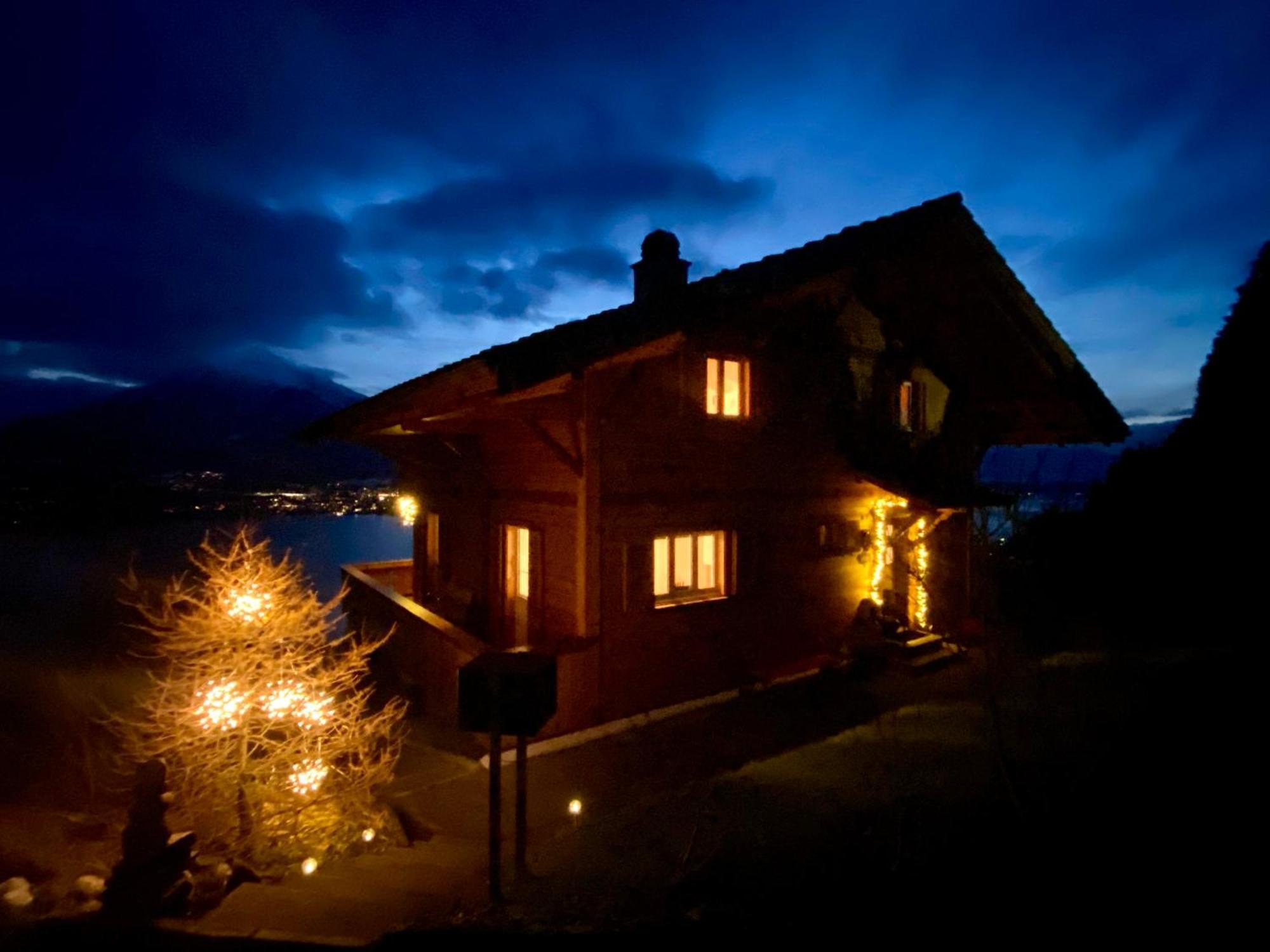 Chalet Egglen "Typical Swiss House, Best Views, Private Jacuzzi" سيغريسويل المظهر الخارجي الصورة