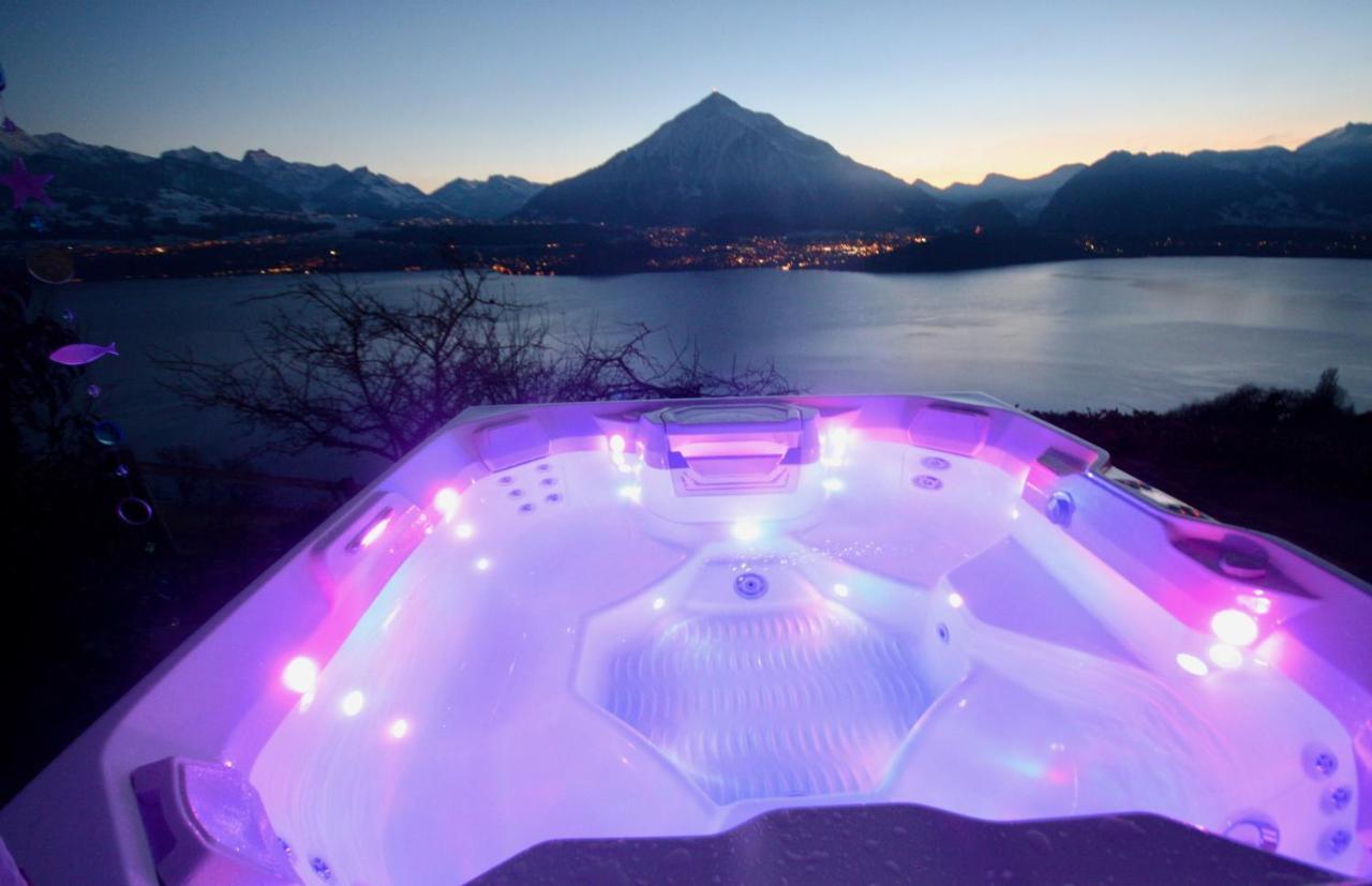 Chalet Egglen "Typical Swiss House, Best Views, Private Jacuzzi" سيغريسويل المظهر الخارجي الصورة