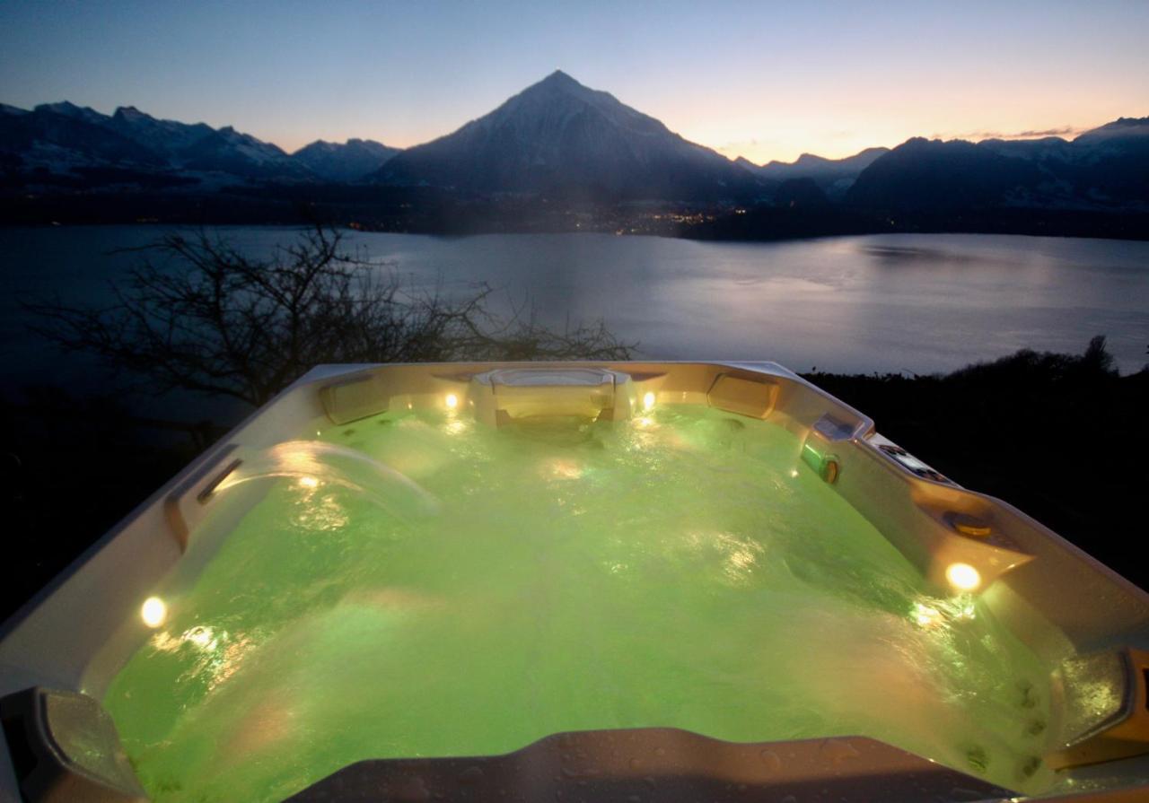 Chalet Egglen "Typical Swiss House, Best Views, Private Jacuzzi" سيغريسويل المظهر الخارجي الصورة